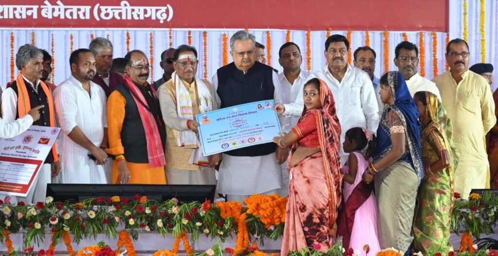 मुख्यमंत्री श्री साय ने बेमेतरा जिले में किया 102 करोड़ की राशि के विभिन्न विकास कार्यों का लोकार्पण और शिलान्यास