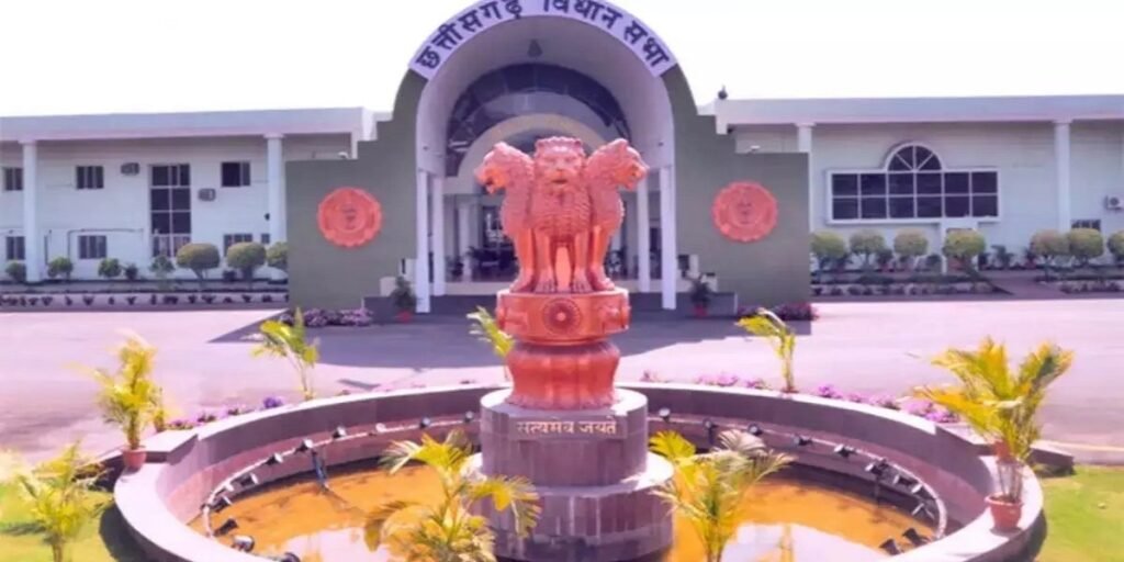 अजय चंद्राकर और देवेंद्र यादव के बीच तू-तू-मैं-मैं, विधानसभा में रमन सिंह ने कराया शांत