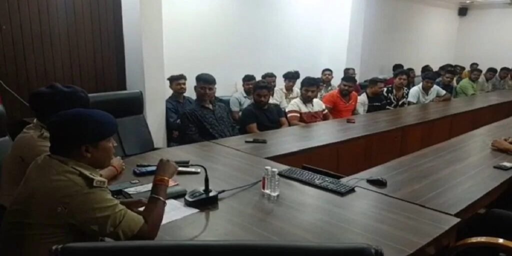 DJ पर लगा बैन : SP ने 100 डीजे संचालकों के साथ की बैठक, नियमों का पालन नहीं करने पर होगी सख्त कार्रवाई