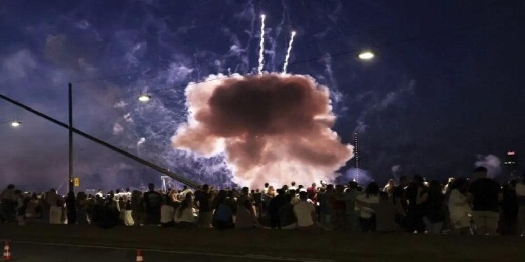 पश्चिमी जर्मनी के एक मेले में आतिशबाजी बनी आफत, हादसे में 19 लोग झुलसे