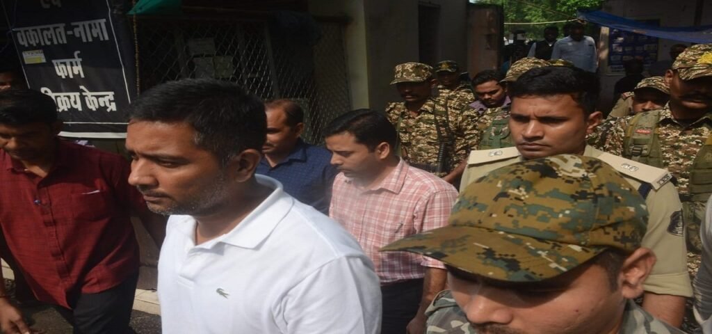 शराब घोटाला मामला : पूर्व मुख्यमंत्री भूपेश के बेटे चैतन्य बघेल को 14 दिन की न्यायिक रिमांड पर भेजा गया जेल