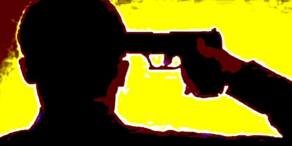 CRPF की 22वीं बटालियन में तैनात जवान ने की आत्महत्या: सर्विस राइफल से खुद को मारी गोली, मचा हड़कंप