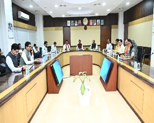 लॉजिस्टिक्स नीति 2025 : छत्तीसगढ़ बनेगा लॉजिस्टिक हब, निवेशकों को सरकार देगी 140 करोड़ रुपये, व्यापार और आर्थिक विकास को मिलेगी गति