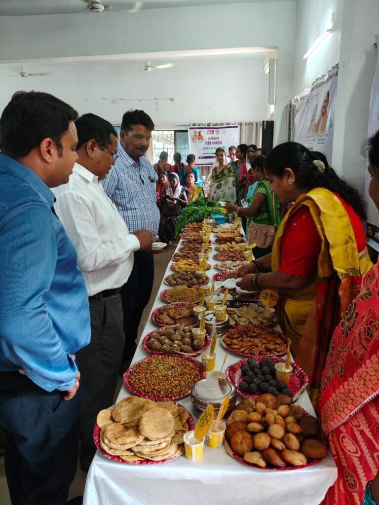 गरियाबंद में राष्ट्रीय पोषण माह एवं राष्ट्रीय आयुर्वेद दिवस पर संयुक्त शिविर का भव्य आयोजन