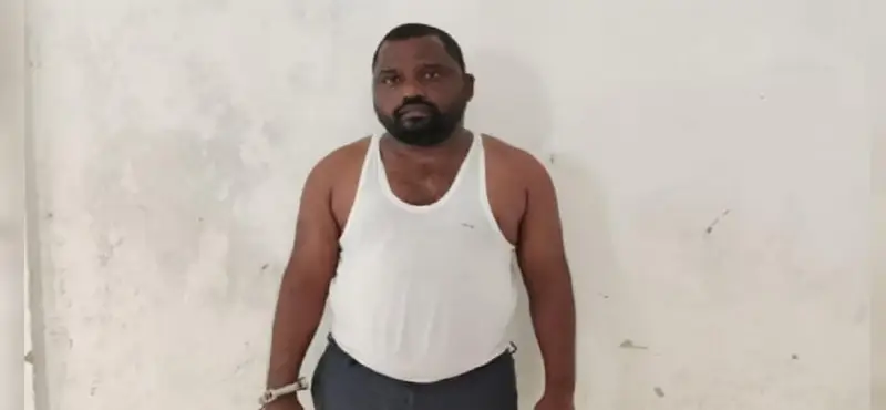 पत्रकार हत्याकांड में बड़ी कार्रवाई : मुख्य आरोपी के अवैध निर्माण पर चला प्रशासन का बुलडोजर, मौके पर तैनात रहा भारी पुलिस बल