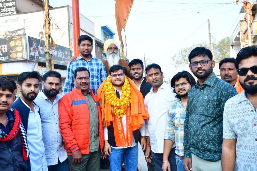 गरियाबंद नगर में भाजयुमो जिला अध्यक्ष हेमंत नागेश का भव्य स्वागत, गूंजे युवा मोर्चा जिंदाबाद के नारे