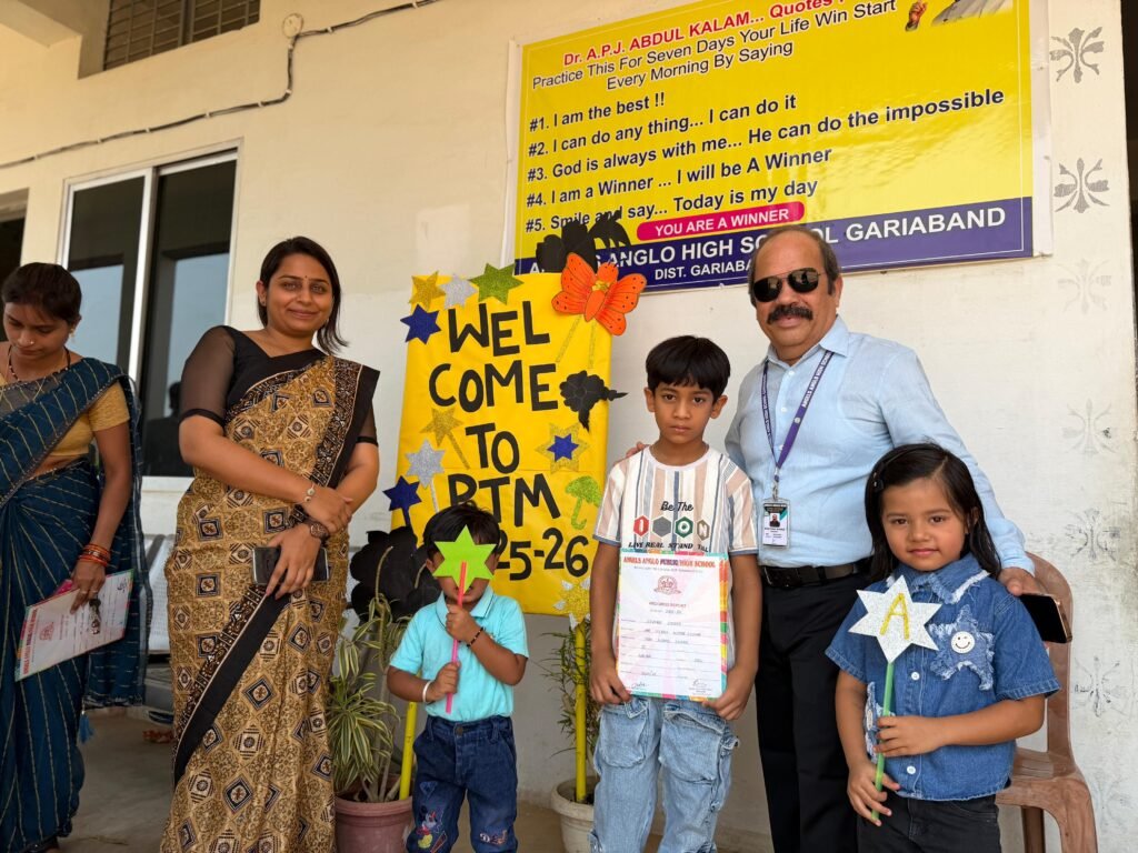 नन्हे कदमों ने रचा बड़ा इतिहास: एंजेल एंग्लो हाई स्कूल का शानदार रिजल्ट, खुशियों से गूंजा परिसर